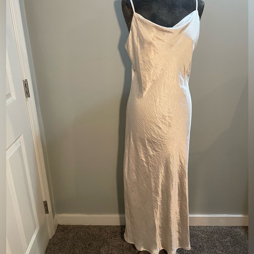 Atnlewhi Ivory Champagne Slip Dress Size Large